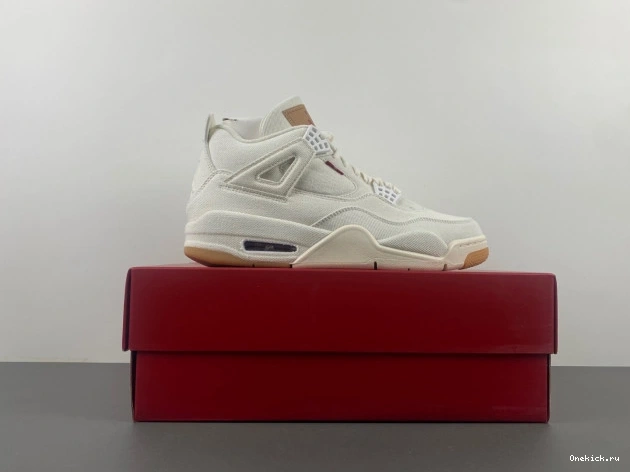 One Kick AO2571-100 4 Levi's x Air 'White' Jordan 0710